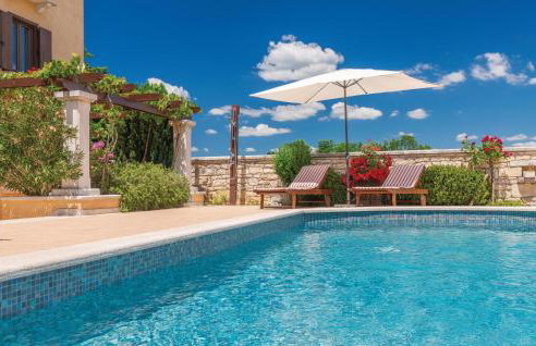 Cozy Home In Tinjan With Wifi - Foto 15