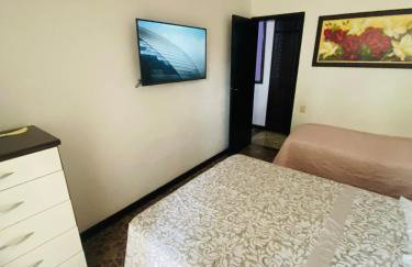 Cantinho de Vó em Itaúna - Passos da praia na melhor localização com Ar Condicionado e estacionamento - Foto 17