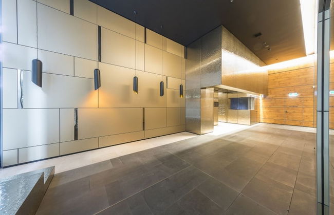 The Escape in Southern Cross Station - Foto 3