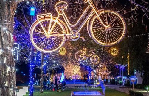 Villa Madison, Spacious Sea View Apartments Near Zadar with heated pool - Photo 4