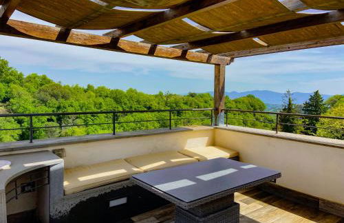 Epic Rooftop Terrace overlooking Civita valley - Foto 2