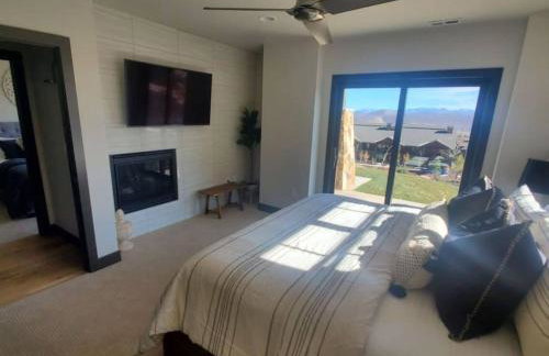 Spectacular Mountain views Year round - Photo 5