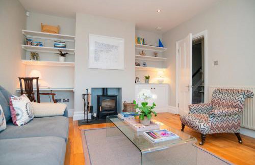 Ultimate Coastal Luxury - 5 Bed, Spacious, Parking, Hot Tub - Foto 44