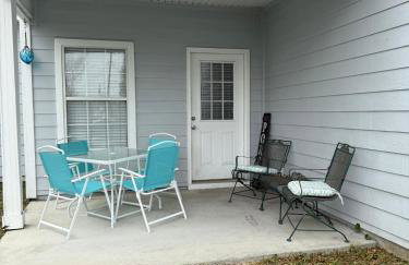 Beach Days, Nightlife Nights, East End of PCB - Foto 43