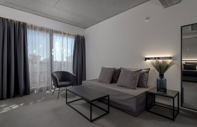 Essence Suites - Photo 24