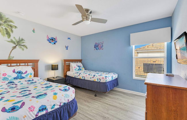 Windsor Hills 6BR Home Pool Spa Private Theater - Foto 2