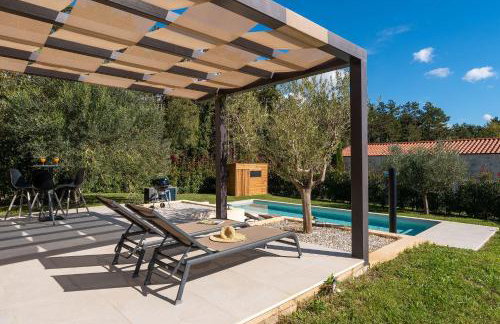 Malerische Steinvilla mit Privatpool, fantastischem Panoramablick, Garten und Grill - Foto 37