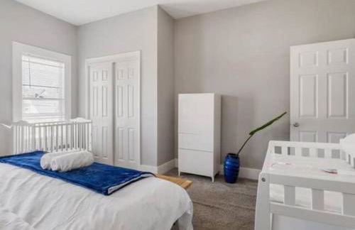 Sleep 8-King - 1600-sqft - Fountain Sq -Baby - Foto 39