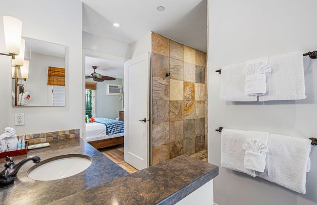 Aina Nalu C107 2 Bedroom Condo by Redawning - Foto 29