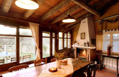 La Pegatera Masia rodeada de bosque ideal para desconectar - Photo 29