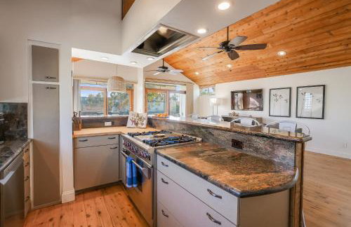 Stunning South Mission Beach Home - AC, Private Patio, Grill and Garage! - Foto 4