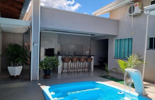 Casa Familiar em ótima Localização - Foto 1