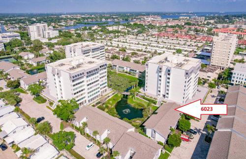 6023 WPW Townhome with Picturesque Pond View - Foto 2