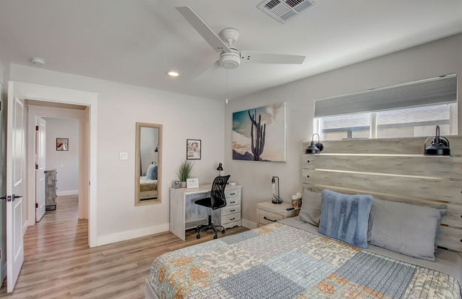 Family Retreat By Old Town w Pool - Foto 8