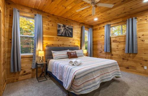 New listing-- Hocking Hills Modern Cabin - Foto 20