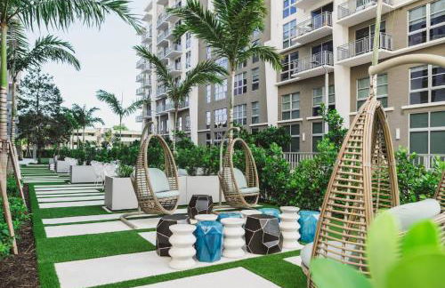 Tucker at Palmer Dadeland Miami - Foto 6