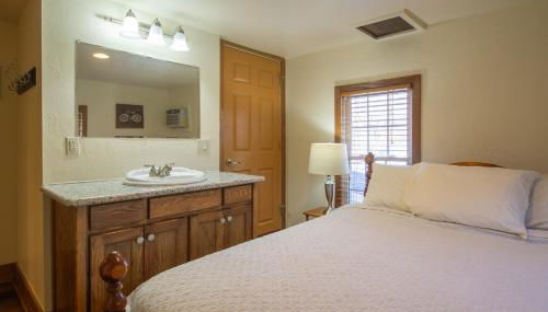 Stay In Ohiopyle near GAP trail, restaurants, & the Fallls - Foto 4