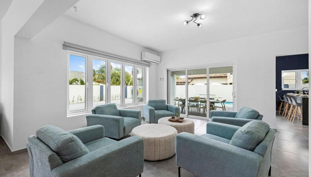 NEW 6 Bedroom Villa 2min Eagle Beach Palm Beach - Foto 2, Habitación