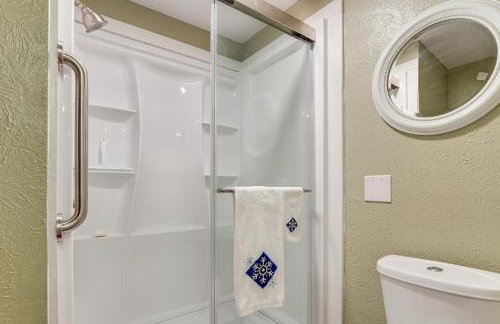 3 Mi to Dtwn Wichita Falls Gem with Private Sauna! - Foto 17