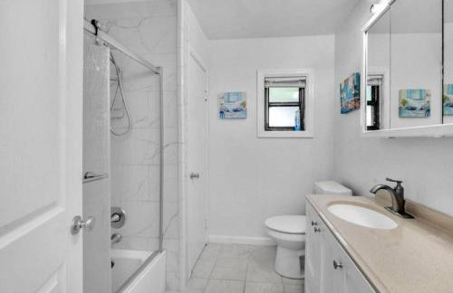 Spacious Home Minutes to the Beach - Foto 22