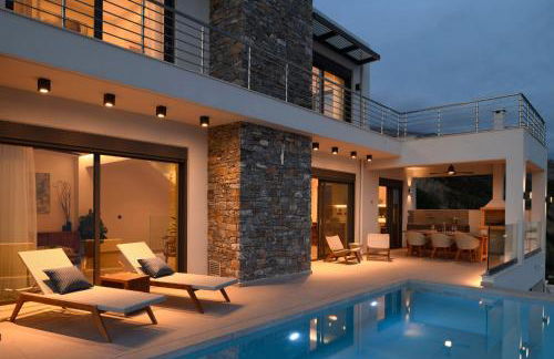 Rozites Luxury Beachfront Villa, By Hellocrete - Foto 36