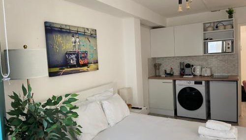 Cityscape Studio Apartment - Foto 3, towels, minibar