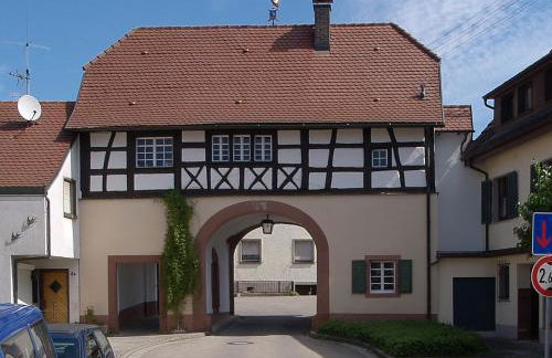 Ferienwohnung Elfriede - WLAN, 2 Bäder, Küche, Freisitz, 2 Parkplätze, im Ortskern - Foto 33