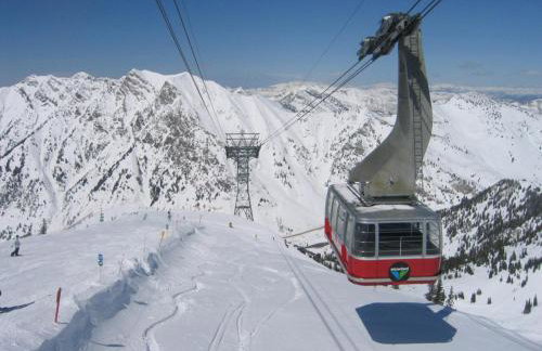Condo Right on the Snowbird Slopes! - Foto 22
