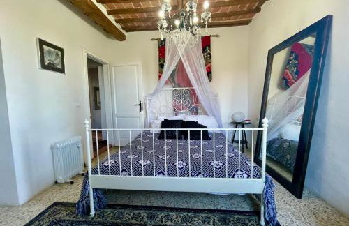 Stunning Village Casa with Private Garden and Olive Grove - Foto 17