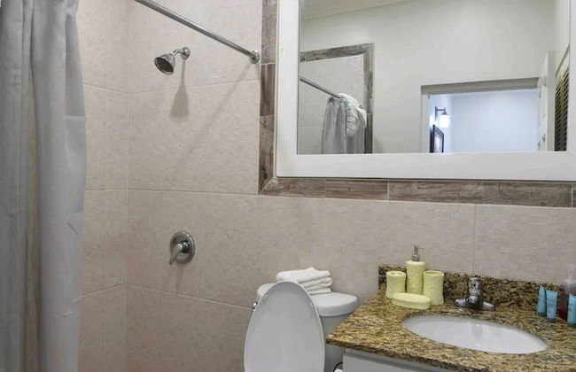 Serenity Gardens Living - Photo 12