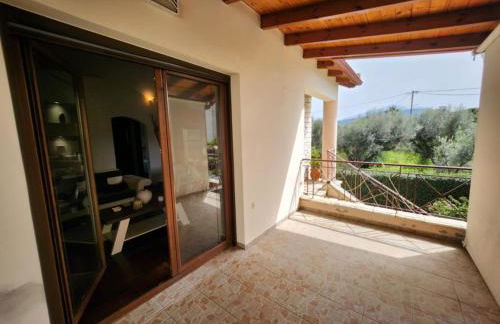 LoGGOS VILLA - Photo 13