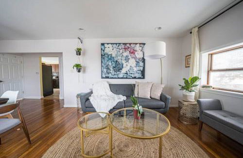 2Units 4BR 3BA Cape Cod Designer House - Foto 63