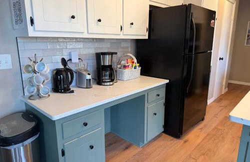 5 BR lakefront home with swim dock bunk room High Speed WiFi - Foto 11