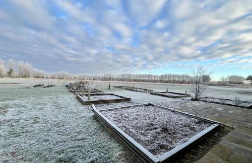 North Farm fits 1-6 people - Photo 12