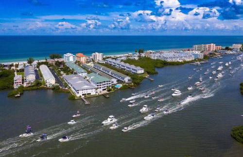 The Beach Oasis in Indian Shores, FL - Foto 1