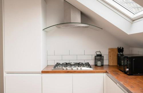 Contemporary 2 Bed Loft Honor Oak, London Apt - Photo 31