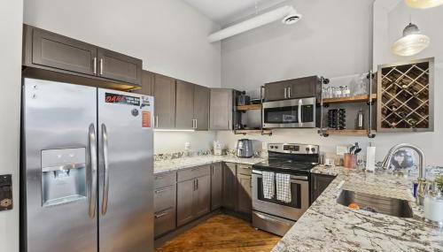 Speakeasy Attached, Walkable to Cavs, Flats, Casino - Foto 2