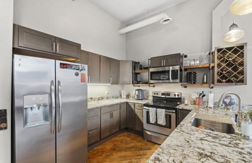 Speakeasy Attached, Walkable to Cavs, Flats, Casino - Foto 2