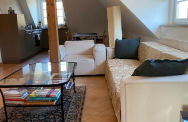 Helle und ruhige Dachgeschosswohnung - Foto 6