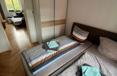 Exklusive Altbauwohnung mit Arbeitsplatz WE5 - Foto 14