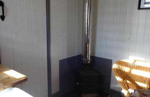 Sians Retreat, Bowness on Solway, perfect stop over when walking Hadrians Wall with hot tub - Foto 2