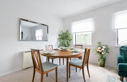 Luxury Spacious 2 bed Apartment - Foto 35