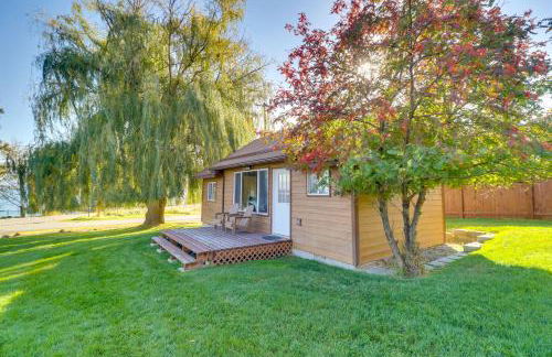 Lakeside Cabin with Beach about 14 Mi to Ski Area! - Foto 18