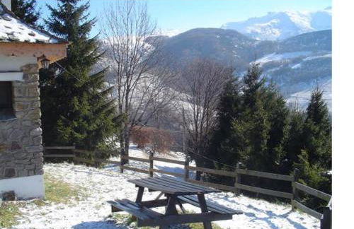 Chalet avec vue panoramique sur le Plomb du Cantal - Foto 3