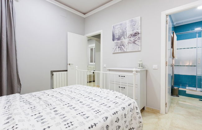 Charming Apt. Historic District - Sol - Photo 5