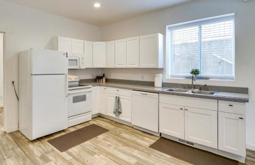 Stunning Peak Views Near Utah Lake! Cozy Getaway - Photo 5