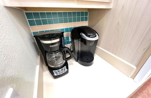 Lakefront Getaway LG South Facing Pool Hot Tub Pool Table & BBQ - 2 miles Disney - Foto 49