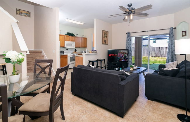 The Regal Hideaway - Photo 13