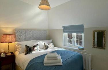Northbrook Cottage, Farnham, up to 8 adults - Photo 9