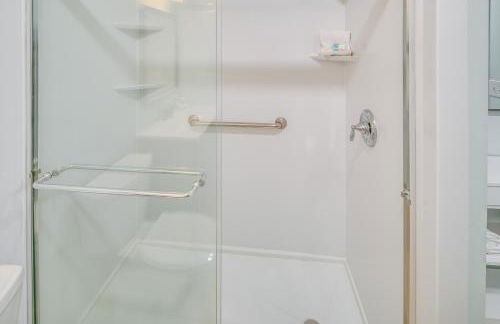 Murrells Inlet Condo with Balcony and Pool Near Pier! - Photo 13